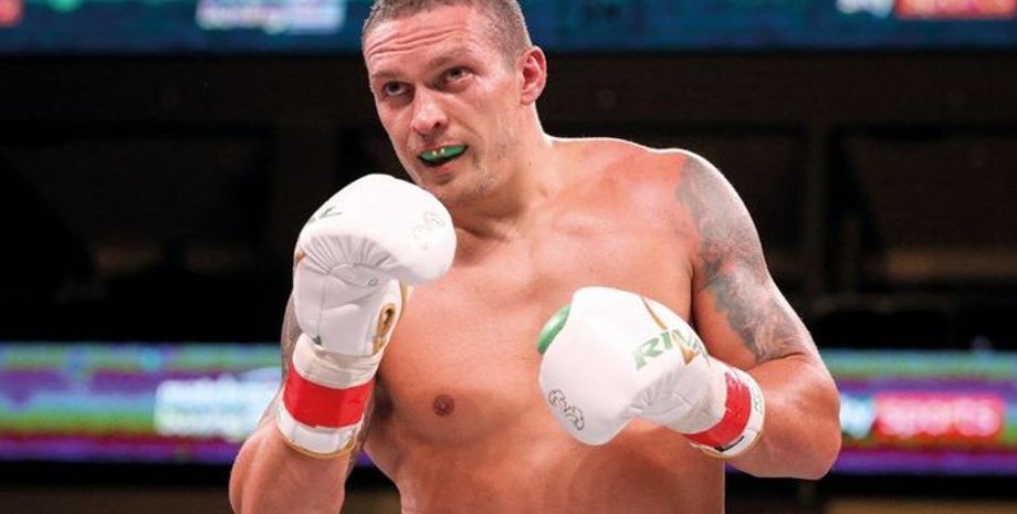 Александр Усик