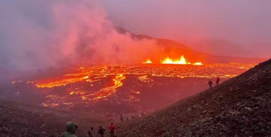 исландия, извержение в исландии, вулкан в исландии