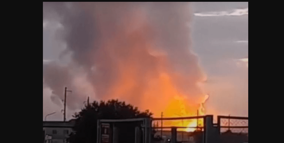 казахстан, пожежа, склади, фото