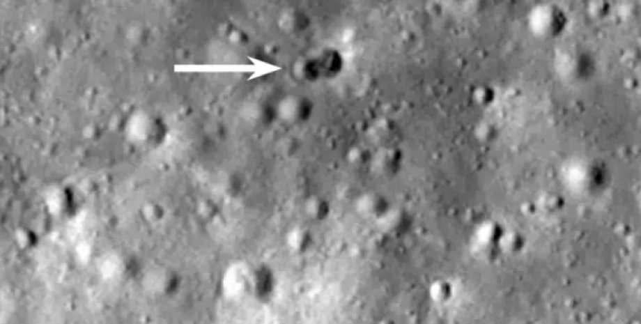 Луна, кратеры, ракета
