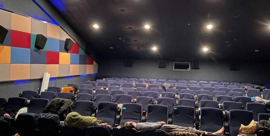 россияне казахстан кинотеатр, казахстан, граждане рф, жилье, ночлег, мобилизация