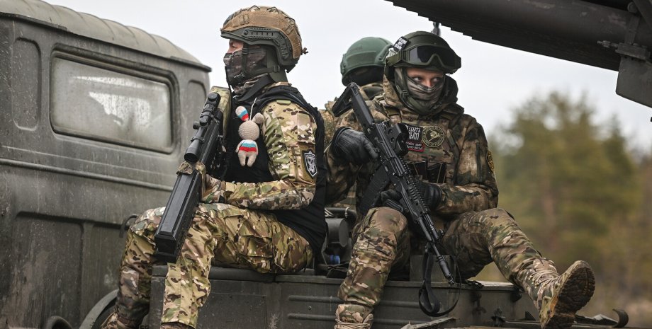 Według analityków, rosyjscy blogerzy wskazali costrata sił zbrojnych w Liptsi i ...