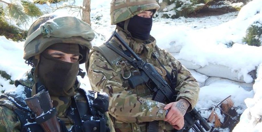 Бойцы АТО / Фото пресс-центра полка "Азов"