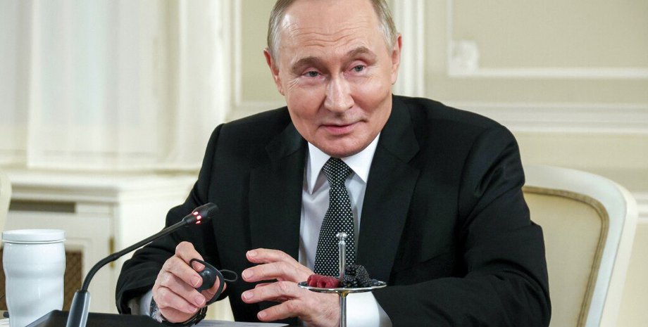 Владимир Путин заявил о серийном производстве ракеты Орешник