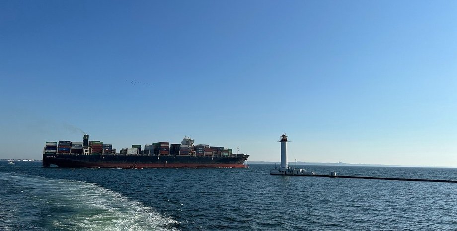 Контейнеровоз, Joseph Schulte, судно, корабль, гуманитарный коридор, Босфор