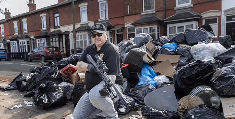 Студентка показала британский город, который заполонили стаи больших крыс, правительству пришлось привлекать военных