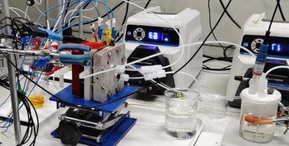 батарея, акумулятор