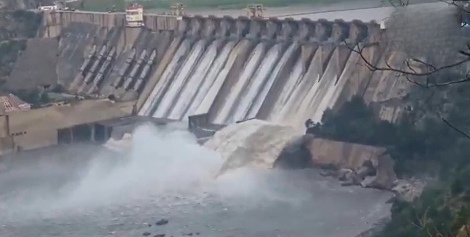 Плотина между Индией и Пакистаном, война между Индией и Пакистаном, Индия вода в Пакистан, Индия плотина Ченаб, Индия вода