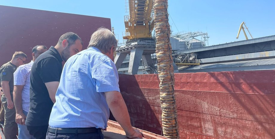 "Зернова угода", Росія, війна в Україні, блокада морських портів