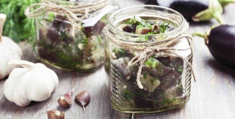 Баклажаны с чесноком и зеленью на зиму - простой рецепт с пошаговыми фото
