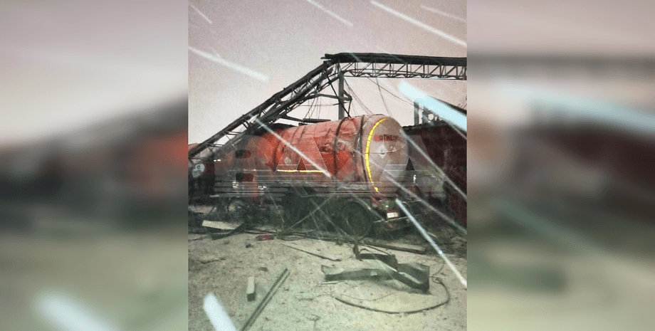 НПЗ Санкт-Петербург, НПЗ приліт, НПЗ Росія