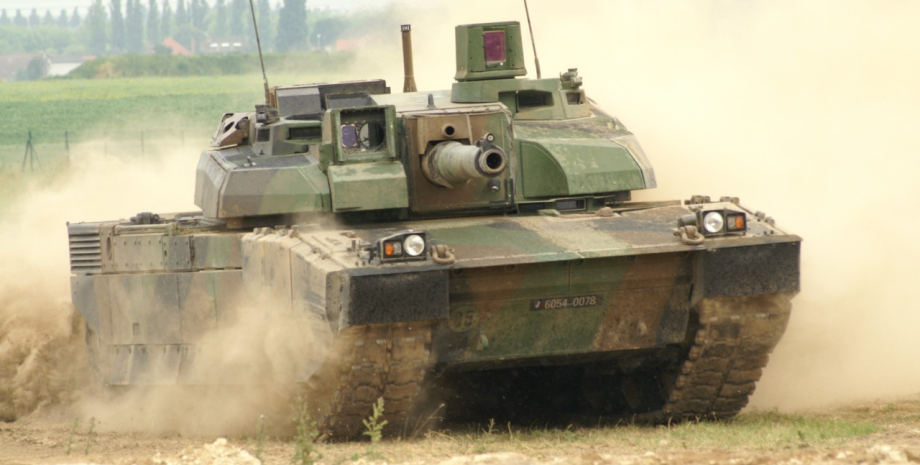 Según los periodistas, la batalla principal del tanque francés Leclerc se desarr...