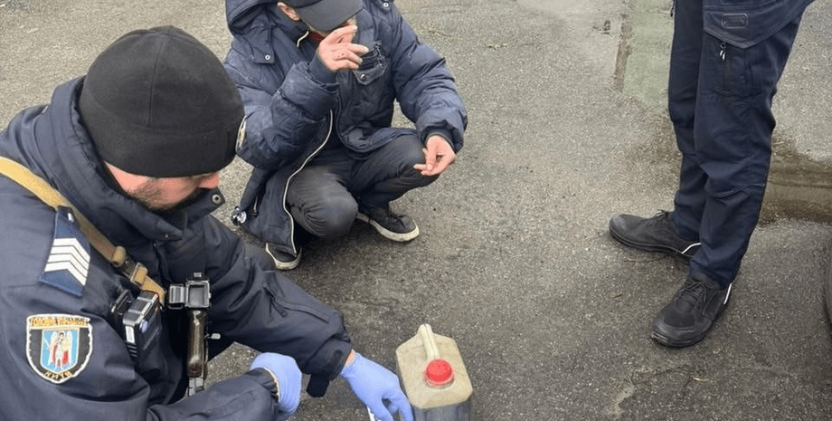 Невідомий пошкодив машину нардепа Гузя: той наздогнав злочинця і назвав причетних (відео)