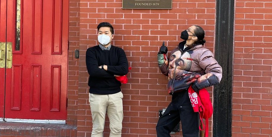 Белла Хадид в приюте для бездомных