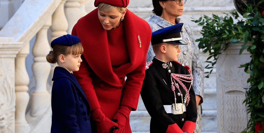княгиня Шарлін, принцеса Габріела, принц Жак, князь Альбер, монако