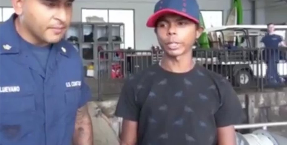 Спасшийся колумбиец / Кадр из видеоролика