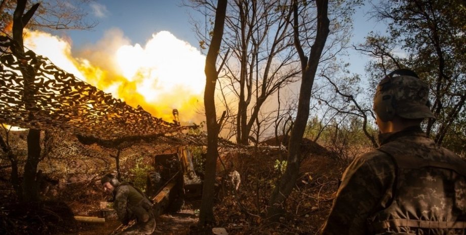 The warehouses in Ukraine contain various weapons of the Second World War and th...