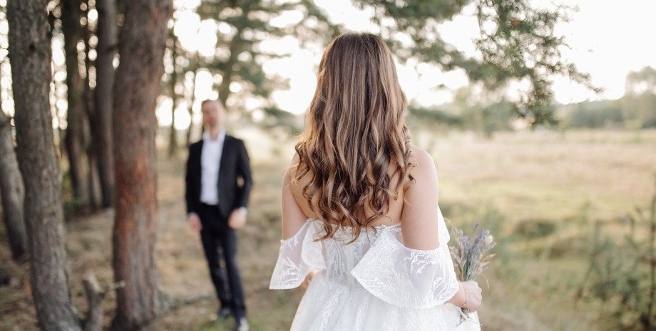 Жених и невеста Жених и невеста, муж и жена, свадьба, брак с незнакомцем, утерянный паспорт, вид на жительство,