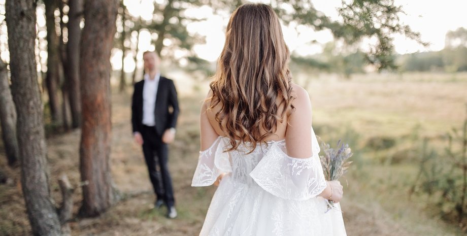 Свадьба, невеста, попросила гостей заплатить, свадьба в кантоне, свадебное платье, недорогое мероприятие, свадьба на воздухе