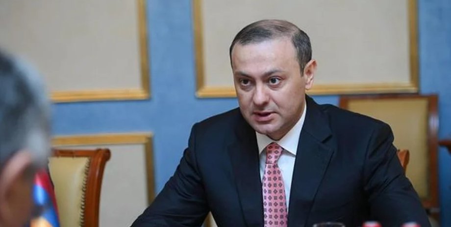 Армен Григорян