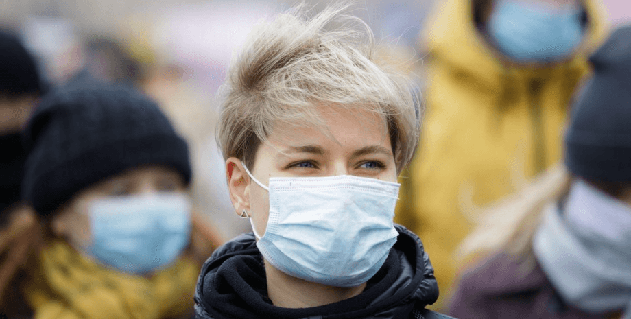 Женщина в маске, человек в маске, защитная маска, маски в киеве, масочный режим киев