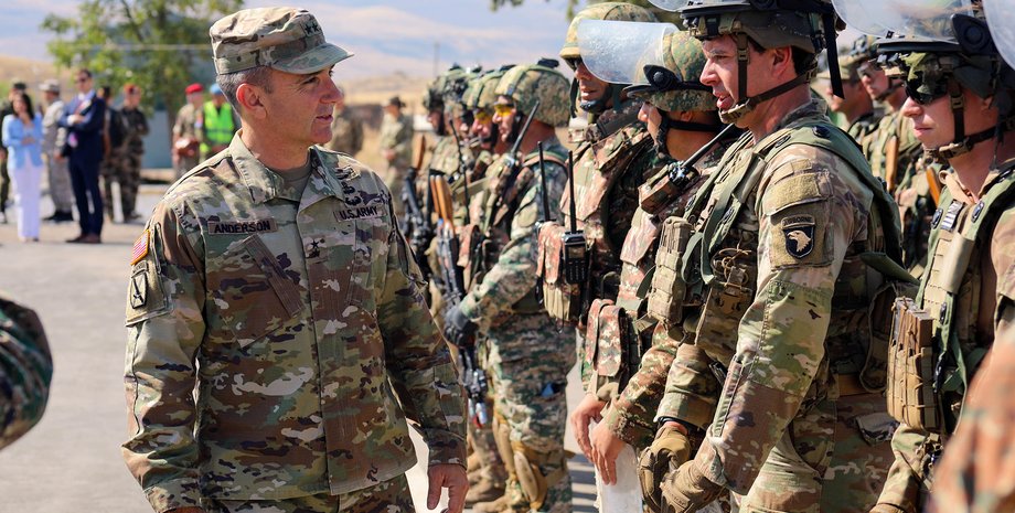 военные учения