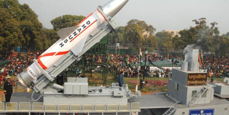 Индийская баллистическая ракета Dhanush / Фото: prepareias.in