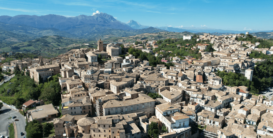 дешевое жилье в италии, дома за 1 евро италия, недвижимость италия, самое дешевое жилье италия, самое дешевое жилье италия,