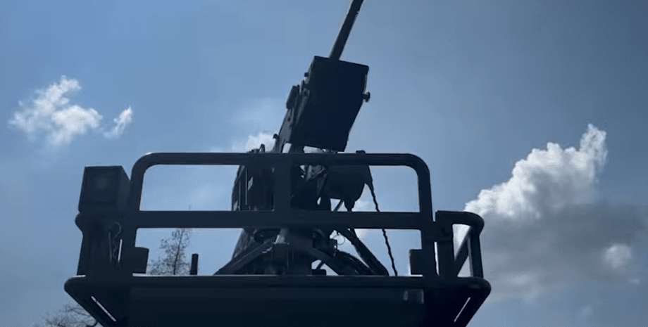 Робот беспилотник турель