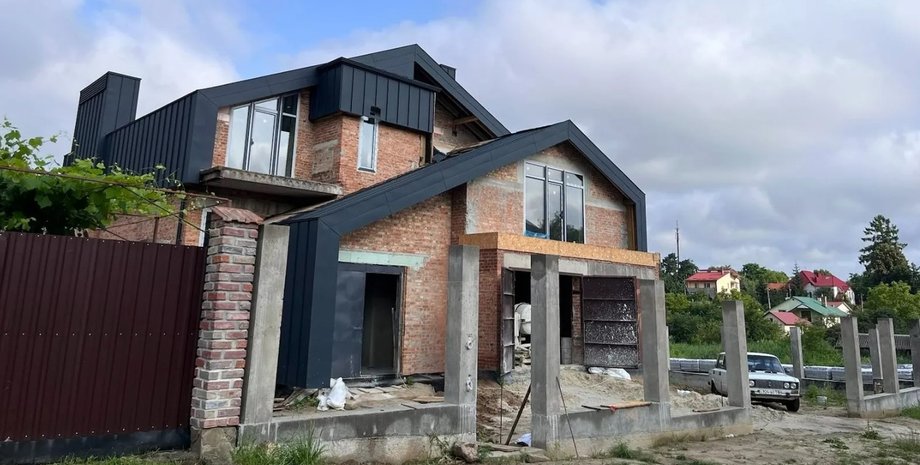 Львів, будинок к Львові, будинок на околиці Львова, ремонт будинку у Львові, добудова будинку
