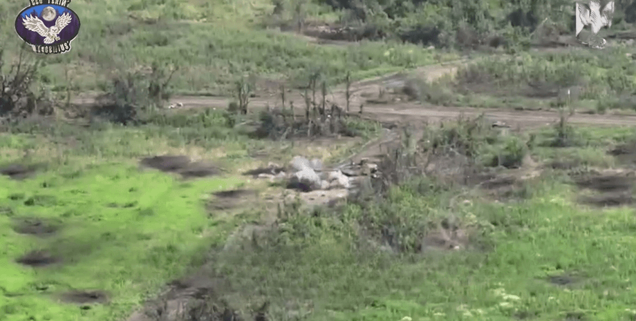 танк т-90, подбитый танк, бахмут