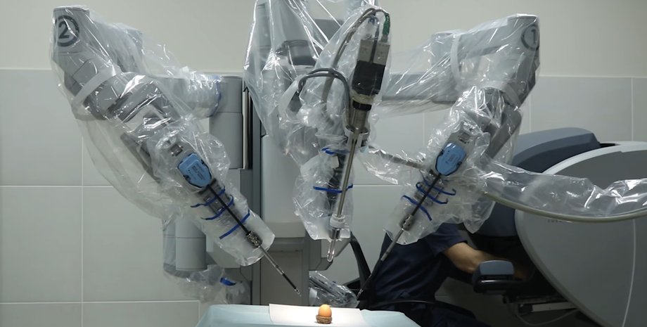 Хірург, робот, DaVinci, Дніпро