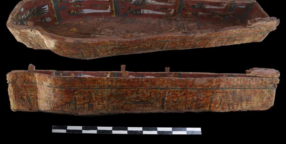 Археологи нашли саркофаги в Луксоре