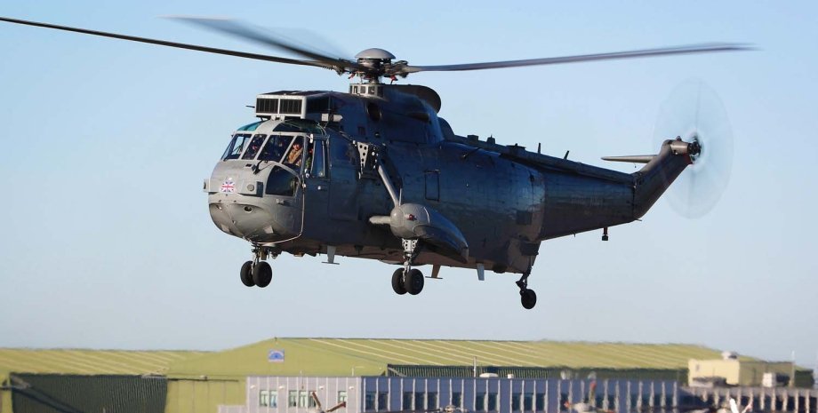 У Великій Британії планують передати Україні вертольоти Sea King у межах подальш...