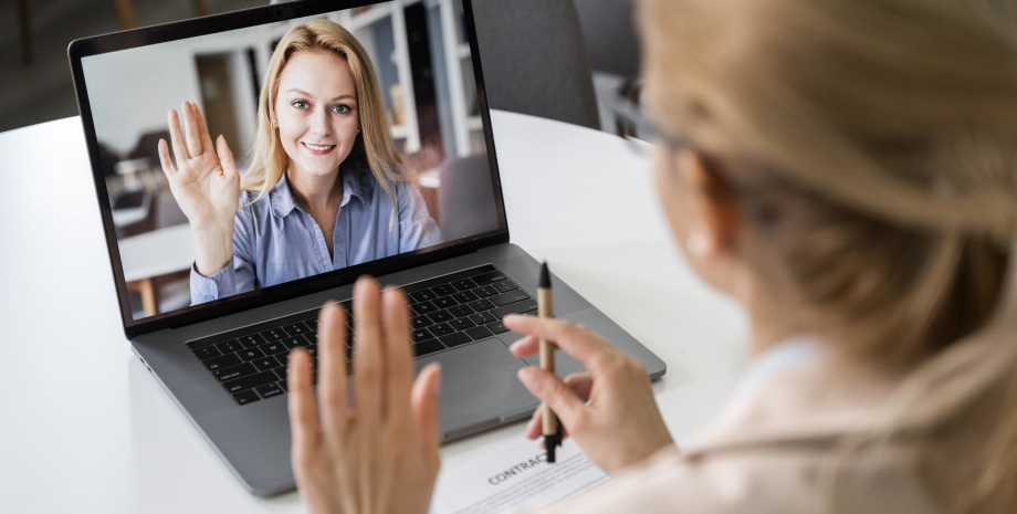 Разговор по видеосвязи Видеосвязь, ИИ, мошенники, фото