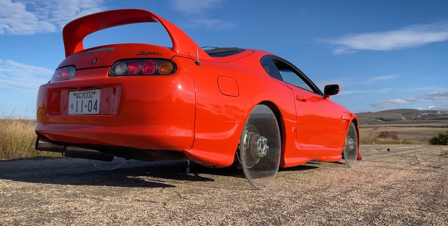 Toyota, Toyota Supra, Колеса, Пластикові колеса, Блогери, Курйози, Експеримент, Авто, Автомобілі, Спорткар