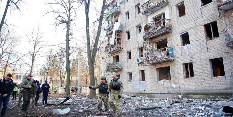 Харьков, обстрел, авиабомба, разрушения, атака, война РФ против Украины