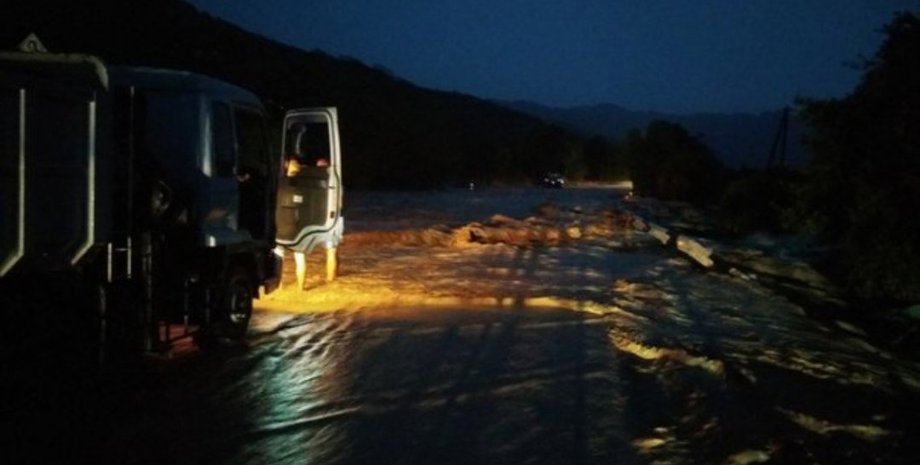 Последствия ливня в Крыму / Фото: @CrimeaUA1