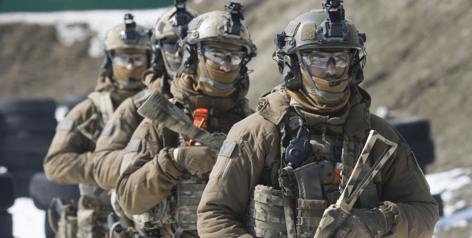 Очі й вуха Зеленського за кордоном: чим насправді займається зовнішня розвідка України