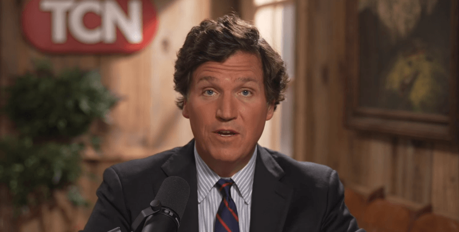 Такер Карлсон, Борис Джонсон, журналіст, інтерв'ю, війна в Україні, фото