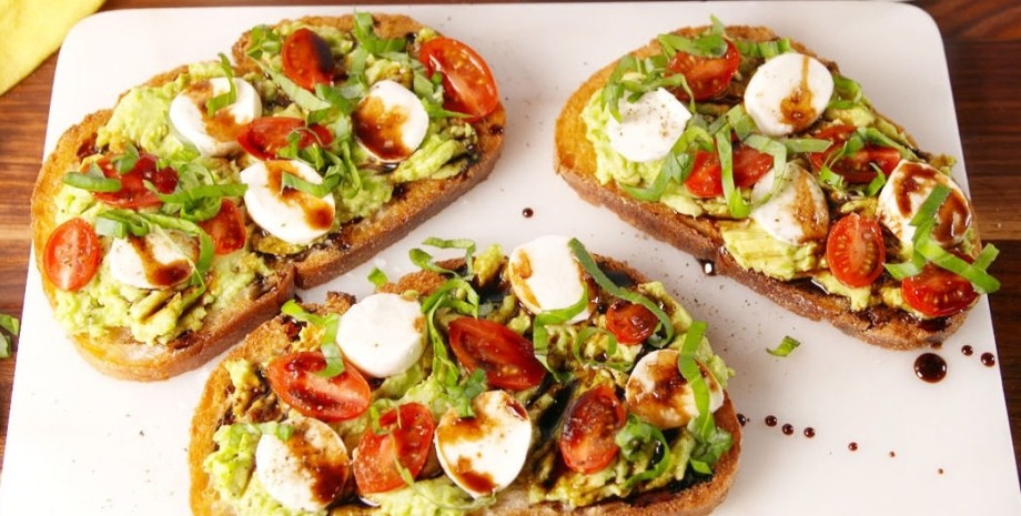 тосты тосты, бутерброды, перекус, закуска, еда, авокадо, сыр, помидоры, хлеб