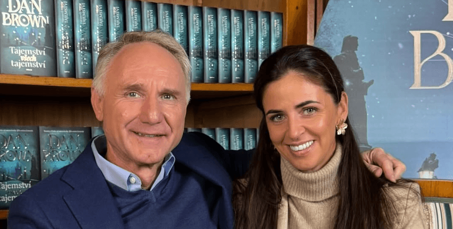 Дэн Браун и Джудит Питерсен женятся