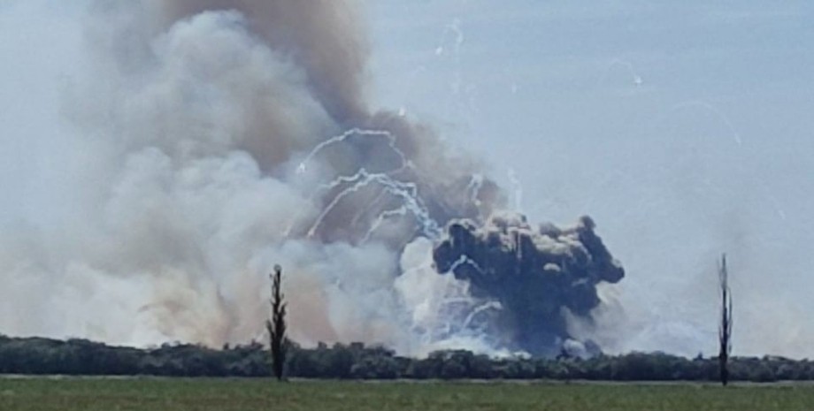 Según Rusia, se produjeron al menos siete explosiones en el área de Novofederivk...