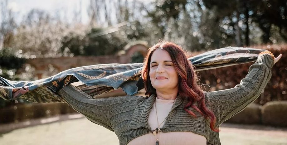 Мелисса Амос