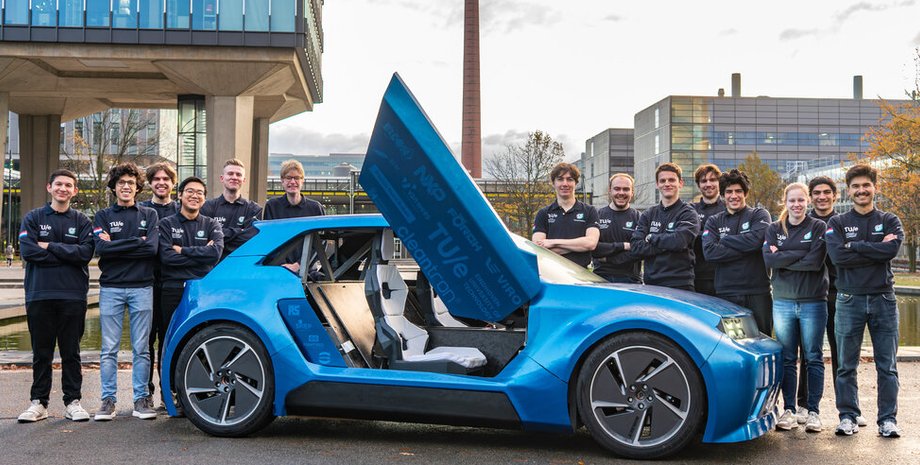 электромобиль ARIA