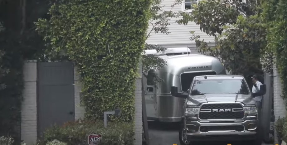 трейлер, дом на колесах, дом Бена Аффлека