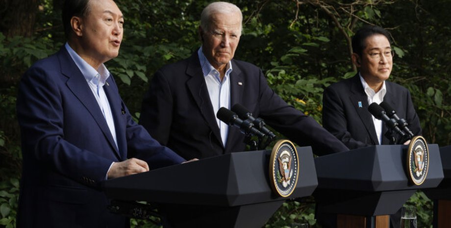 горячая линия безопасности, лидеры трех стран, США, Япония, Южная Корея, оперативная связь