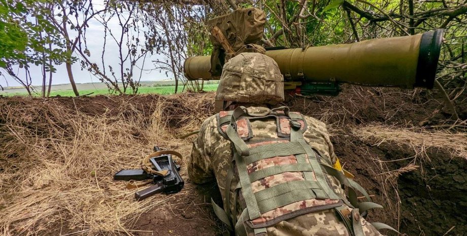 Украинский военный, Днепр, Херсонская область, форсирование Днепра, ВСУ, война в Украине, контрнаступление 2023, война,