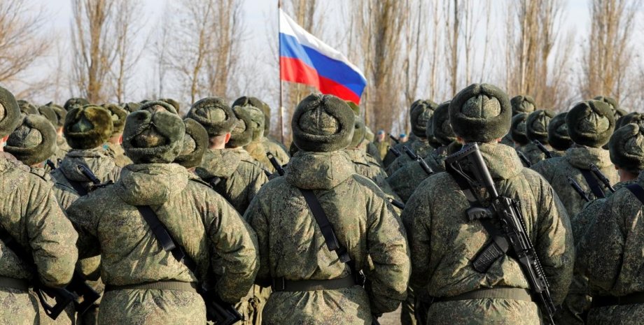 армія, солдати, прапор РФ, фото