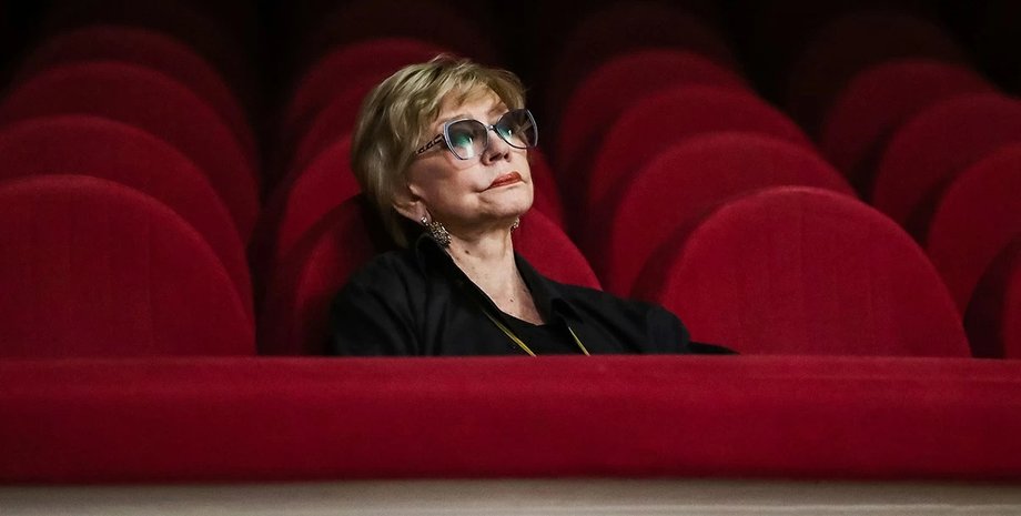 віра алентова